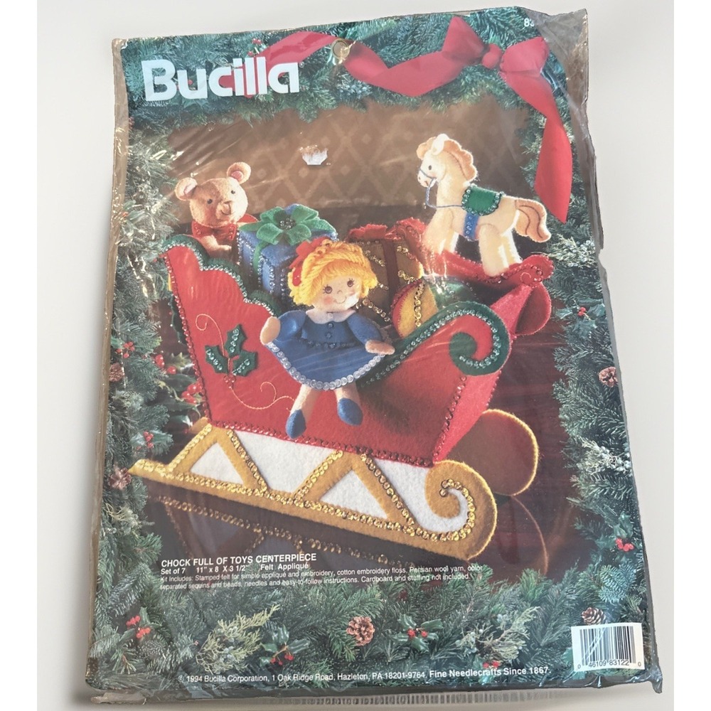 Bucilla Christmas Sleigh full of Toys Felt Craft Kit 83122 vintage 1994 Sealed